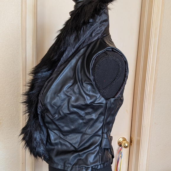 Faux Fur/Leather Vest - Picture 4 of 13
